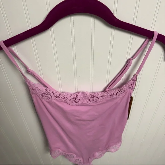 Skims Fits Everybody Lace Cami Bodysuit Petal XS NWT - Picture 4 of 10